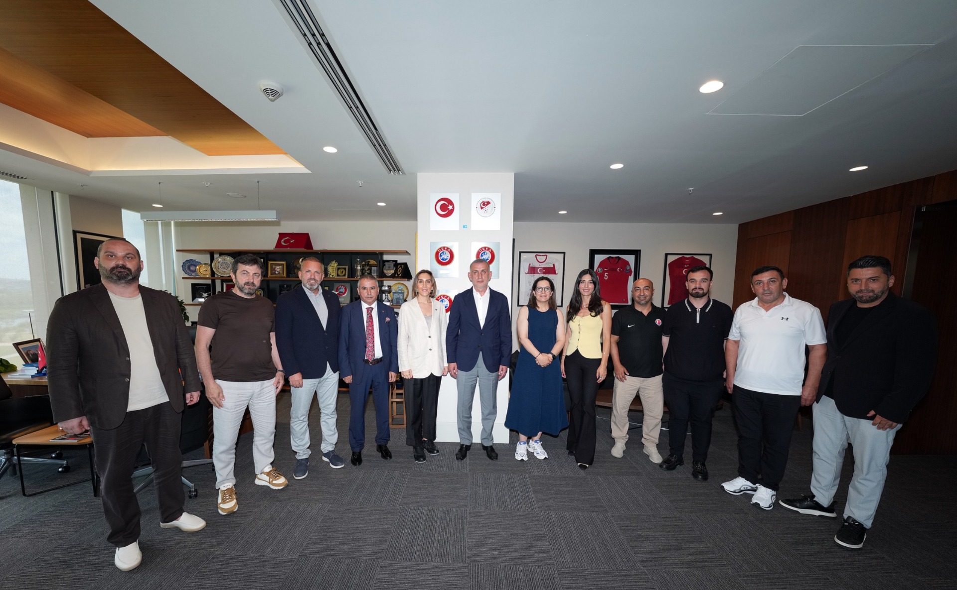 TFF Başkanı İbrahim Ethem Hacıosmanoğlu ziyaret edildi
